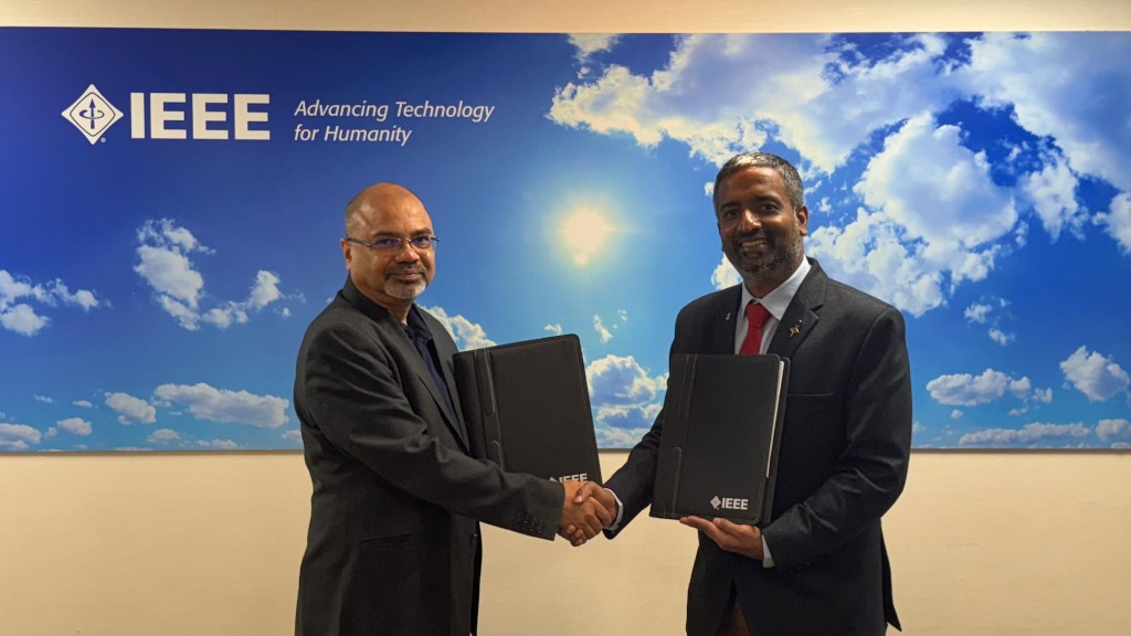 IEEE and Brahmam Innovations partnership handshake